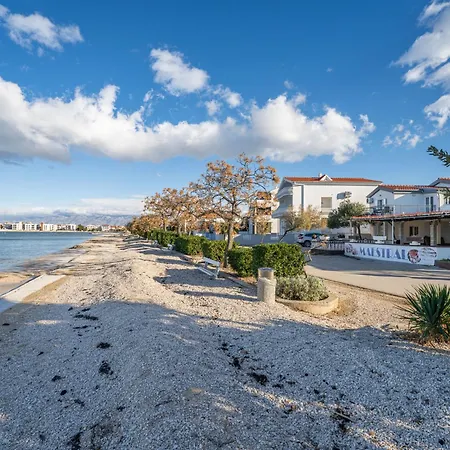 Appartement Tramonto-3 By Interhome Vir