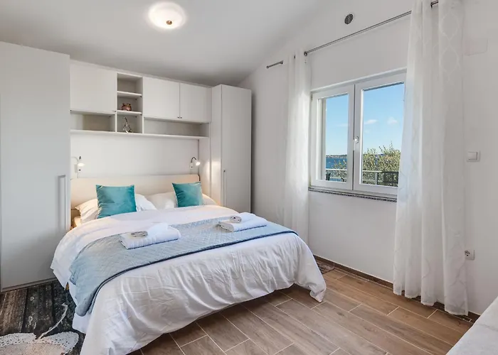 Apartmán Tramonto-3 By Interhome