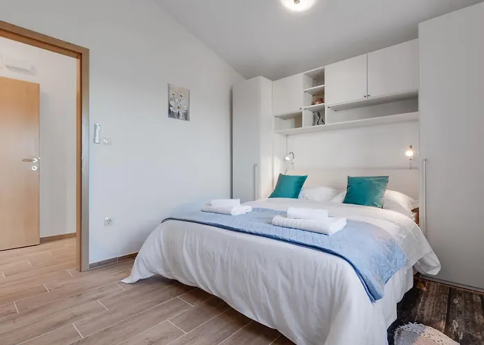 Tramonto-3 By Interhome Vir