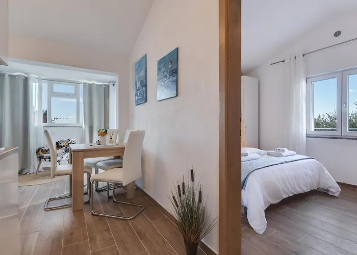 Tramonto-3 By Interhome Appartement Vir